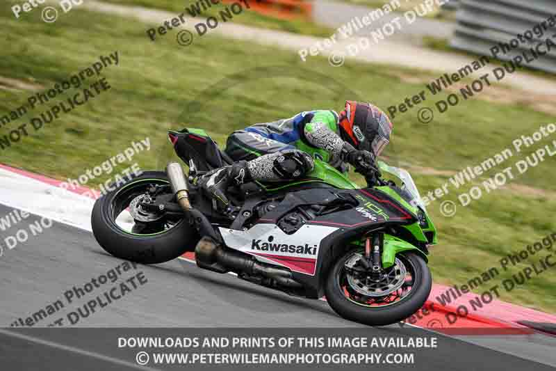 cadwell no limits trackday;cadwell park;cadwell park photographs;cadwell trackday photographs;enduro digital images;event digital images;eventdigitalimages;navarra;no limits trackdays;peter wileman photography;racing digital images;trackday digital images;trackday photos